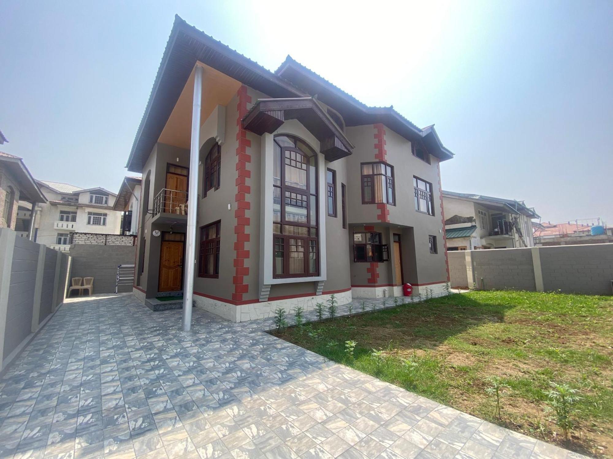Penthouse Villa Srīnagar المظهر الخارجي الصورة